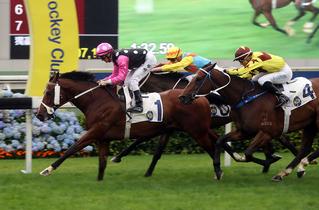 Beauty Generation (NZ) dominated Sunday’s HK$4.25 million Group Two Chairman’s Trophy (1600m) at Sha Tin.